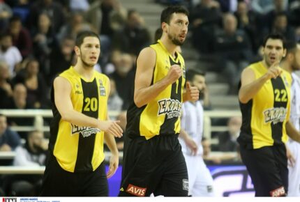 AEK - Szolnoki Olaj 92-49