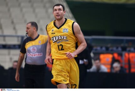 Aris - AEK 67-77